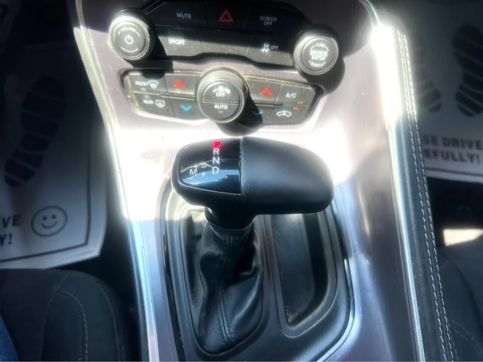 2017 Dodge Challenger 3rd Gen - Image 8 of 12