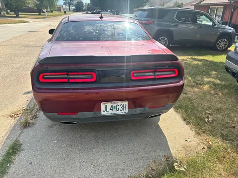 2017 Dodge Challenger SXT Coupe 2D