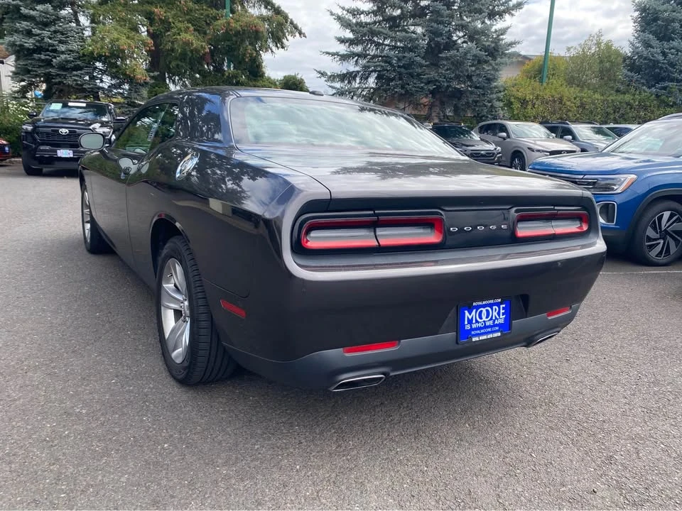 2017 Dodge Challenger 3rd Gen - Image 3 of 10