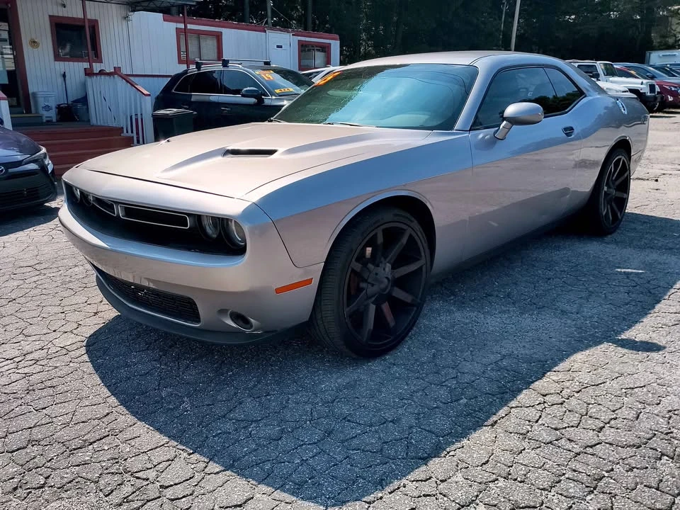 2017 Dodge Challenger 3rd Gen - Image 5 of 7