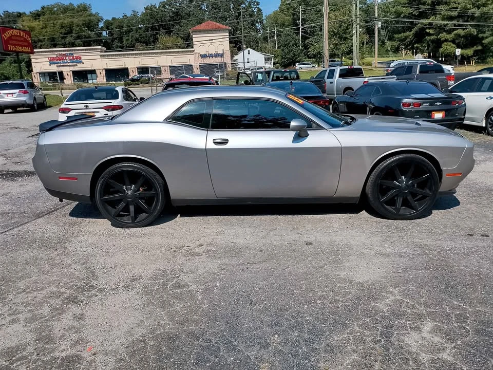 2017 Dodge Challenger 3rd Gen - Image 2 of 7