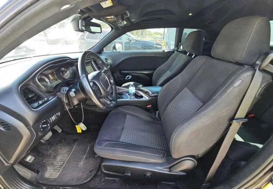 2017 Dodge Challenger 3rd Gen - Image 9 of 13