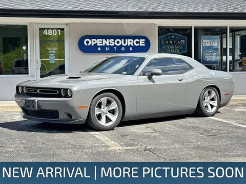 2017 Dodge Challenger SXT