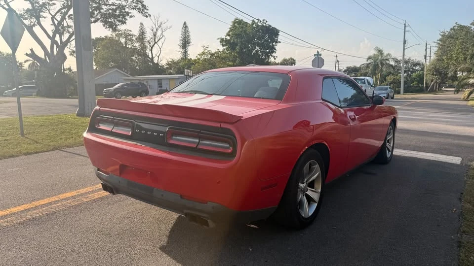 2017 Dodge Challenger 3rd Gen - Image 3 of 7