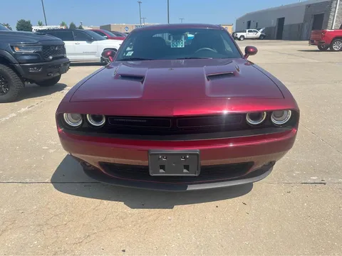 2017 Dodge Challenger SXT