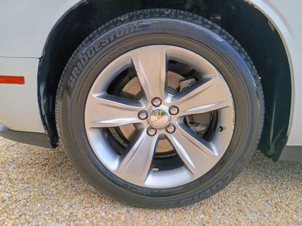 2017 Dodge Challenger 3rd Gen - Image 10 of 20