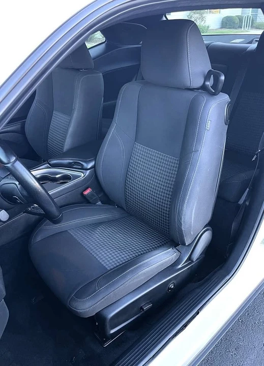 2017 Dodge Challenger 3rd Gen - Image 7 of 19
