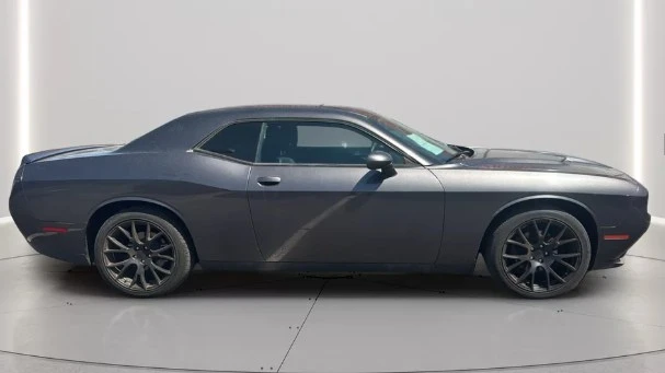 2017 Dodge Challenger 3rd Gen - Image 6 of 12