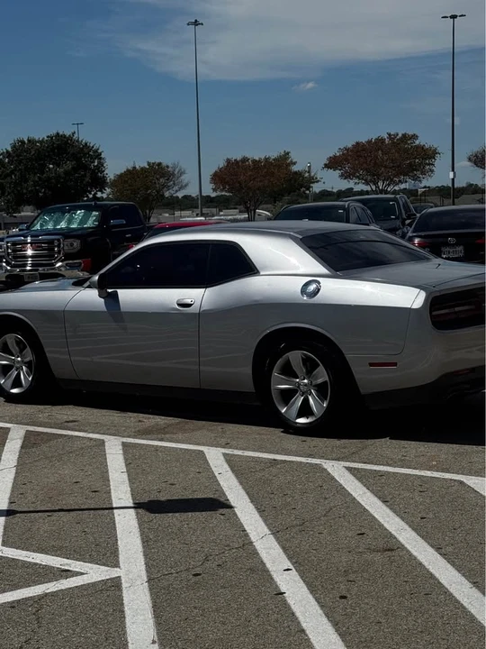 2017 Dodge Challenger 3rd Gen - Image 2 of 9