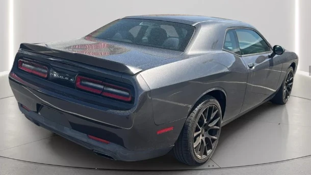 2017 Dodge Challenger 3rd Gen - Image 4 of 12