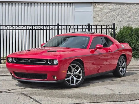 2017 Dodge Challenger SXT Plus