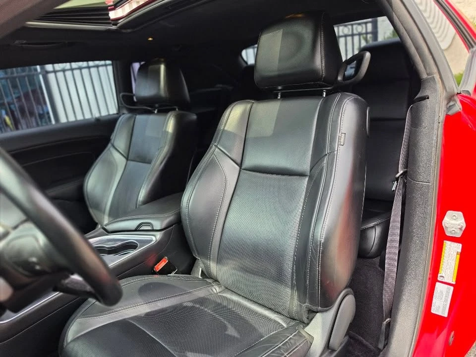 2017 Dodge Challenger 3rd Gen - Image 14 of 17