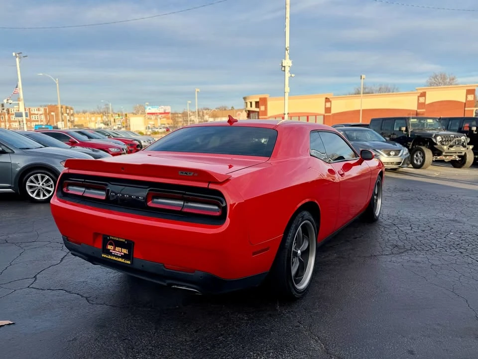 2017 Dodge Challenger 3rd Gen - Image 5 of 15
