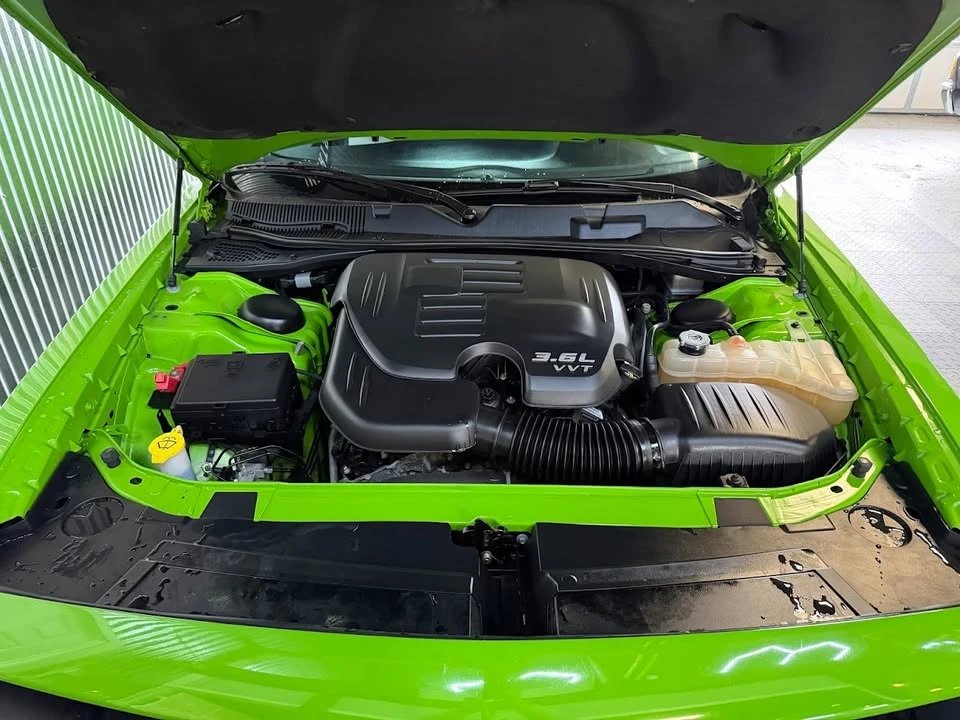 2017 Dodge Challenger 3rd Gen - Image 18 of 19