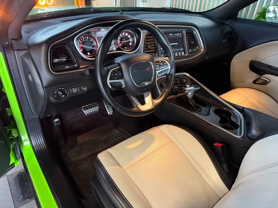 2017 Dodge Challenger 3rd Gen - Image 9 of 19
