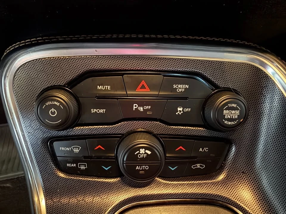 2017 Dodge Challenger 3rd Gen - Image 17 of 19