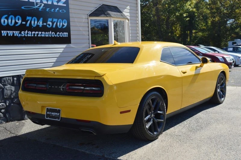 2017 Dodge Challenger 3rd Gen - Image 5 of 12