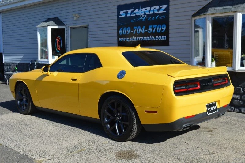 2017 Dodge Challenger 3rd Gen - Image 3 of 12