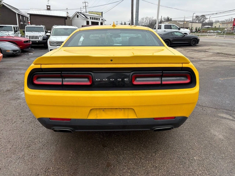 2017 Dodge Challenger 3rd Gen - Image 9 of 9