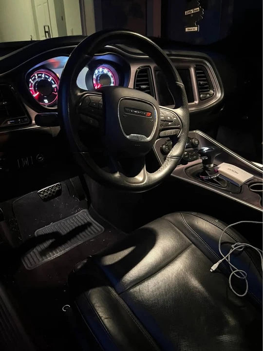 2017 Dodge Challenger 3rd Gen - Image 7 of 7