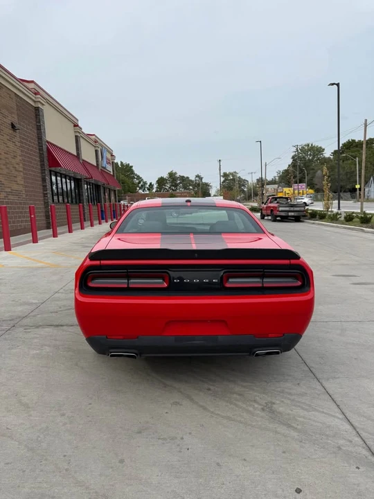 2017 Dodge Challenger 3rd Gen - Image 5 of 17