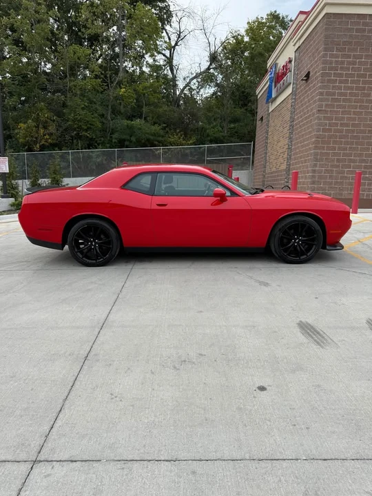 2017 Dodge Challenger 3rd Gen - Image 7 of 17