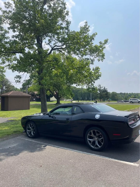 2017 Dodge Challenger 3rd Gen - Image 4 of 8