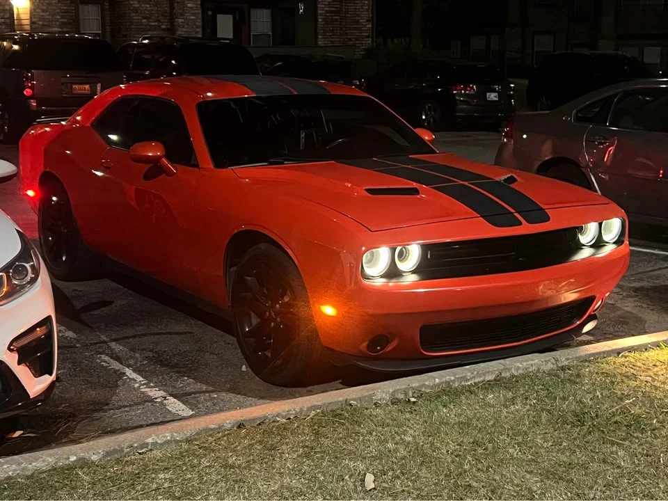 2017 Dodge Challenger 3rd Gen - Image 3 of 9