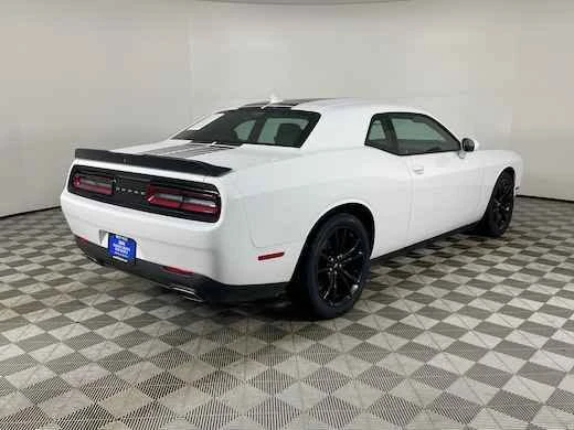 2017 Dodge Challenger 3rd Gen - Image 3 of 7