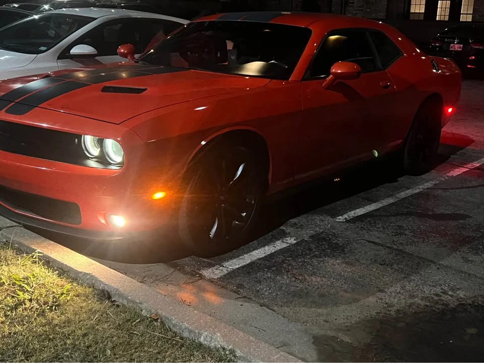 2017 Dodge Challenger 3rd Gen - Image 4 of 9