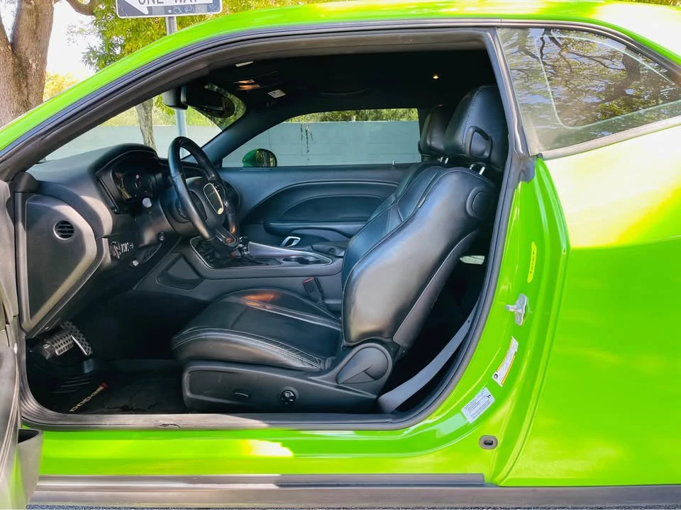 2017 Dodge Challenger 3rd Gen - Image 9 of 16