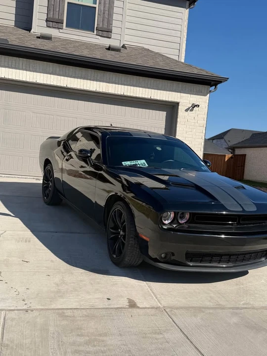 2017 Dodge Challenger 3rd Gen - Image 2 of 5