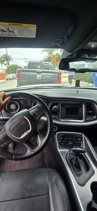 2017 Dodge Challenger - Image 5 of 17