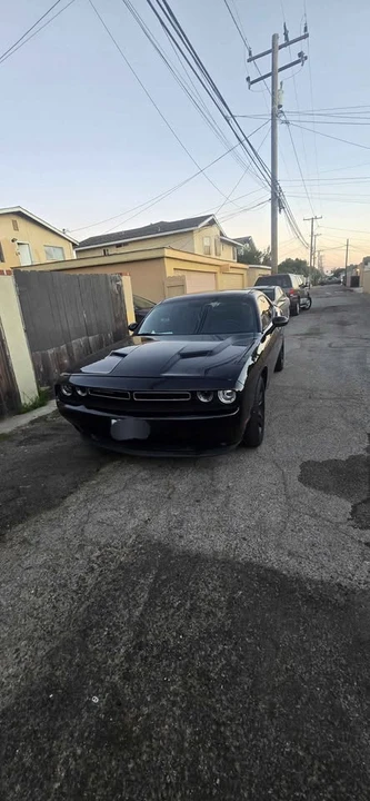 2017 Dodge Challenger - Image 15 of 17