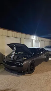 2017 Dodge Challenger SXT Plus