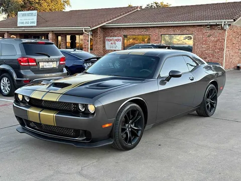2017 Dodge Challenger SXT Plus Coupe