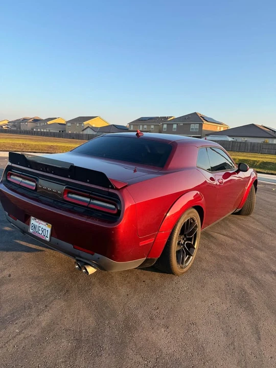 2017 Dodge Challenger 3rd Gen - Image 4 of 10