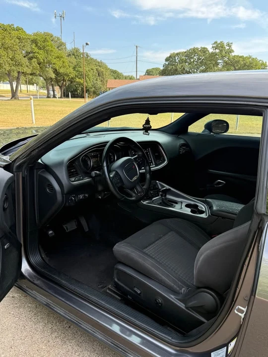 2017 Dodge Challenger 3rd Gen - Image 9 of 12
