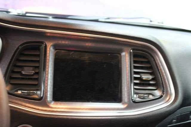 2017 Dodge Challenger 3rd Gen - Image 9 of 11