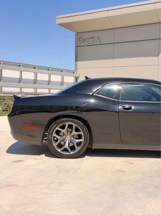 2017 Dodge Challenger 3rd Gen - Image 10 of 16