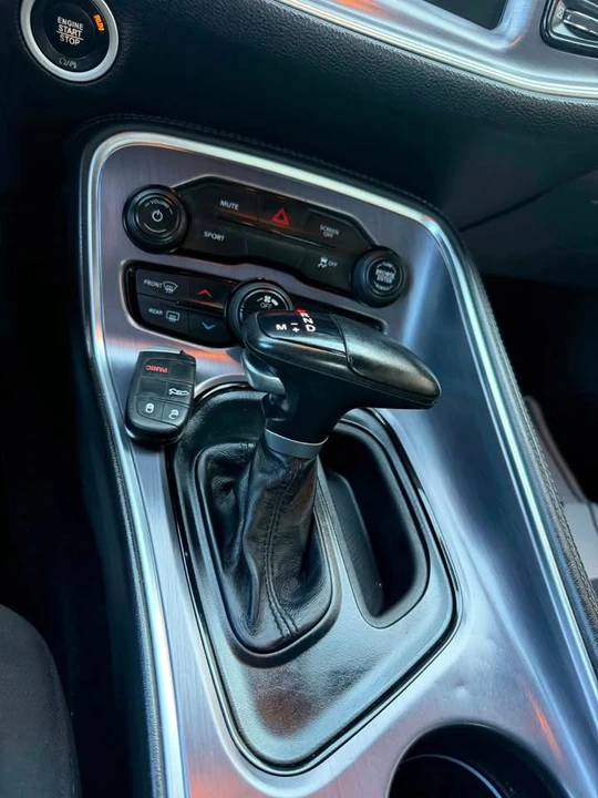 2017 Dodge Challenger 3rd Gen - Image 5 of 16