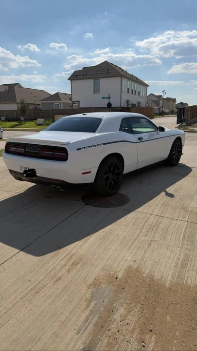 2017 Dodge Challenger 3rd Gen - Image 4 of 4
