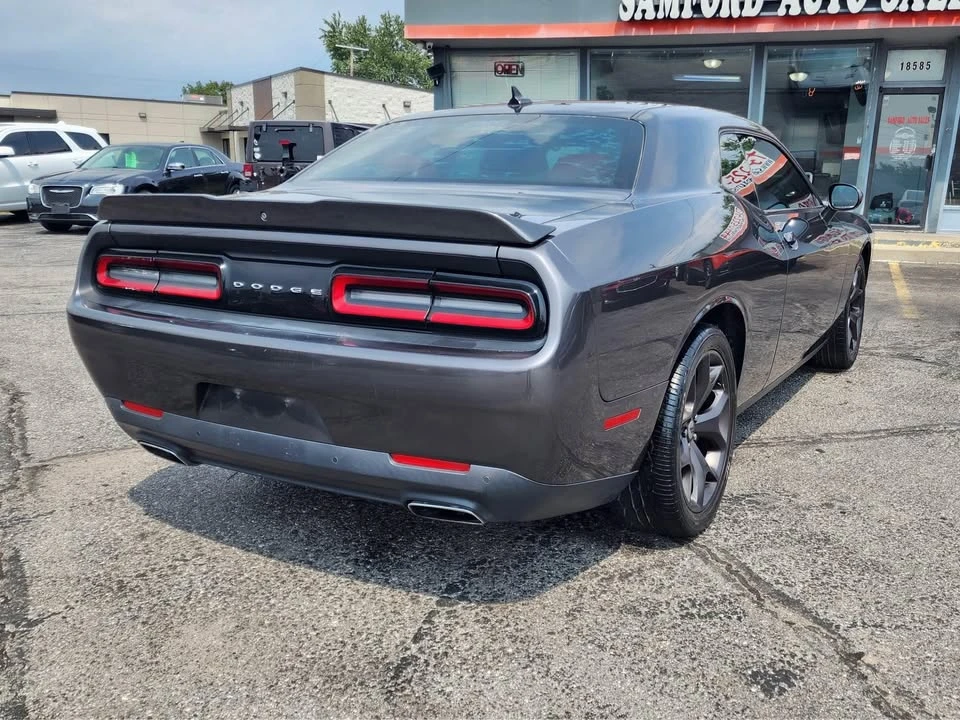 2017 Dodge Challenger 3rd Gen - Image 5 of 18