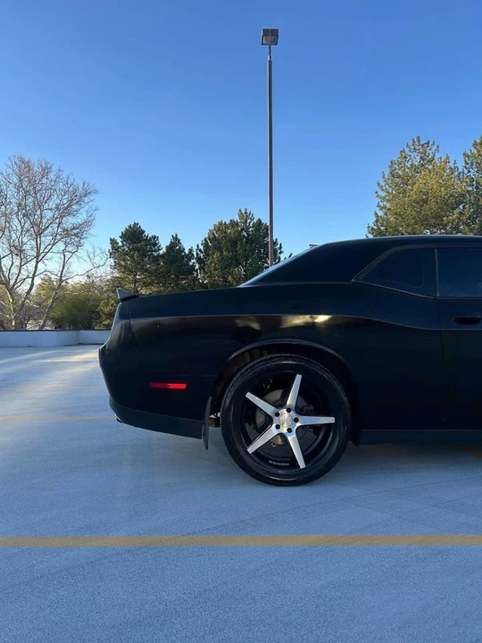 2017 Dodge Challenger 3rd Gen - Image 5 of 8