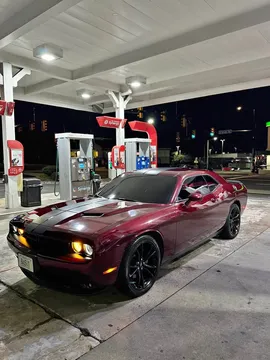 2017 Dodge Challenger SXT Plus Coupe 2D