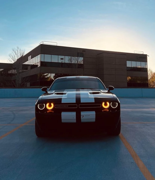 2017 Dodge Challenger 3rd Gen - Image 3 of 8