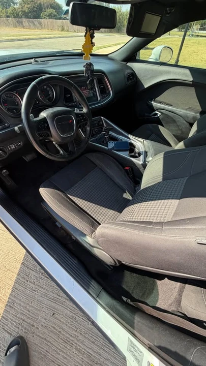 2017 Dodge Challenger 3rd Gen - Image 3 of 4