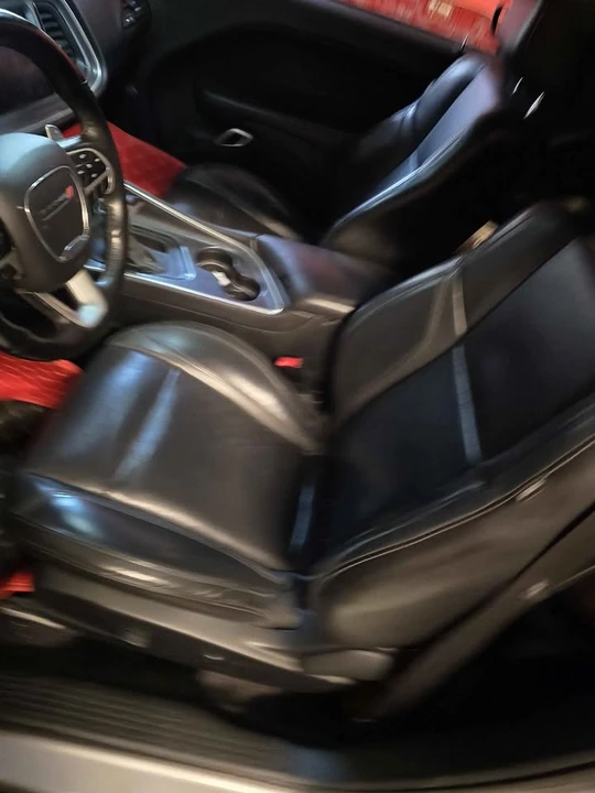 2017 Dodge Challenger 3rd Gen - Image 10 of 11