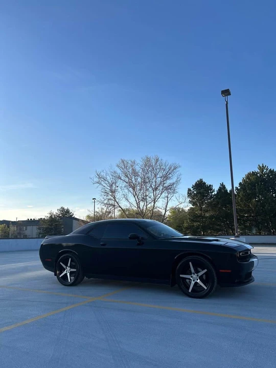 2017 Dodge Challenger 3rd Gen - Image 2 of 8