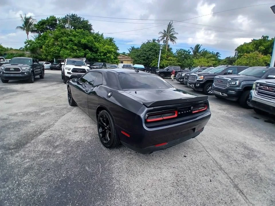 2017 Dodge Challenger 3rd Gen - Image 4 of 9